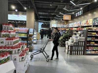 免稅店開到居民區(qū)！濟(jì)南綜保區(qū)跨境商品展示體驗(yàn)中心啟動(dòng)，開啟購(gòu)物新體驗(yàn)